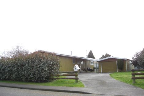 Photo of property in 4 Cabot Place, Flaxmere, Hastings, 4120