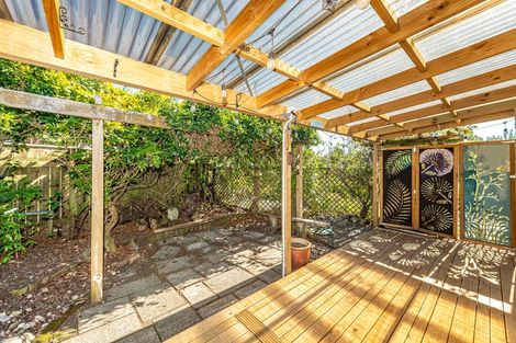 Photo of property in 11 Poutama Place, Tawhero, Whanganui, 4501