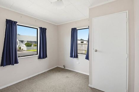 Photo of property in 4 Sharda Grove, Paraparaumu Beach, Paraparaumu, 5032