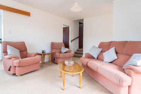 Photo of property in 11 Staithes Drive North, Whitby, Porirua, 5024