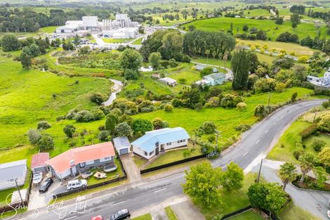 Photo of property in 15 Doctors Hill Road, Maungaturoto, 0520