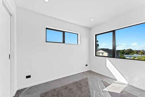 Photo of property in 4/12 Hamlin Road, Mount Wellington, Auckland, 1060