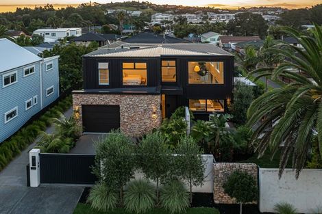 Photo of property in 476 Hibiscus Coast Highway, Orewa, 0931