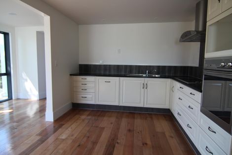 Photo of property in 40 Timaru Road, Waimate, 7924