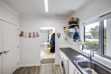 Photo of property in 73 Mcelwee Street, Jervoistown, Napier, 4112