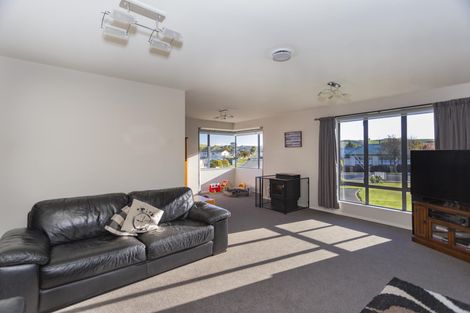 Photo of property in 60 Essex Street, Weston, Oamaru, 9401
