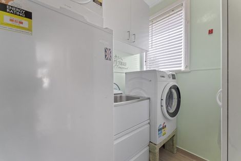 Photo of property in 19 Charwell Place, Highbury, Palmerston North, 4412