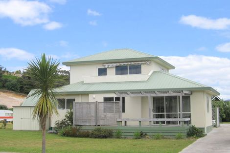 Photo of property in 30 Bowentown Boulevard, Bowentown, Waihi Beach, 3177