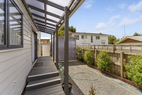 Photo of property in 45b Kirk Street, Otaki, 5512