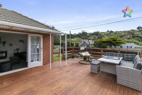 Photo of property in 113 Stokes Valley Road, Stokes Valley, Lower Hutt, 5019