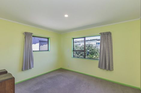 Photo of property in 20 Rua Avenue, Waitarere Beach, Levin, 5510