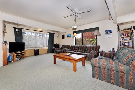 Photo of property in 23a Withers Road, Glen Eden, Auckland, 0602