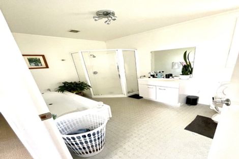 Photo of property in 6 Dudding Avenue, Northcote, Auckland, 0627