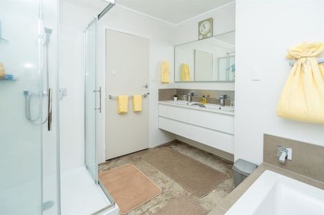 Photo of property in 38 Aurora Terrace, Hillcrest, Hamilton, 3216