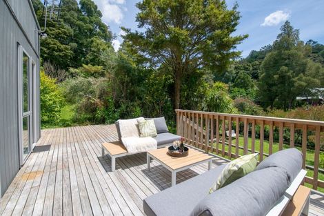 Photo of property in 37 Western Road, Laingholm, Auckland, 0604