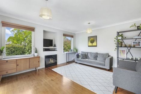 Photo of property in 8 Trist Place, Edgeware, Christchurch, 8013