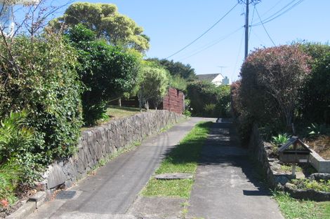 Photo of property in 10a Currey Crescent, Milford, Auckland, 0620