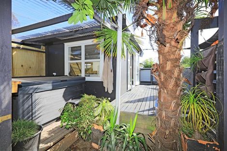 Photo of property in 61 Seddon Crescent, Marewa, Napier, 4110