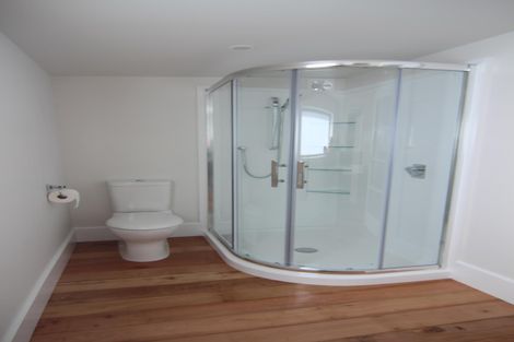 Photo of property in 40 Timaru Road, Waimate, 7924