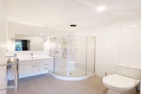 Photo of property in 38 Tui Glen Road, Birkenhead, Auckland, 0626