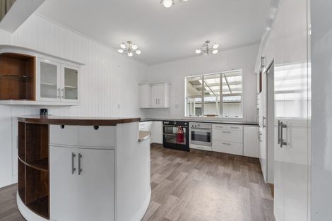 Photo of property in 2 Fagan Street, Sanson, 4817