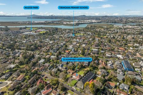 Photo of property in 23 Humphrey Kemp Avenue, Henderson, Auckland, 0612