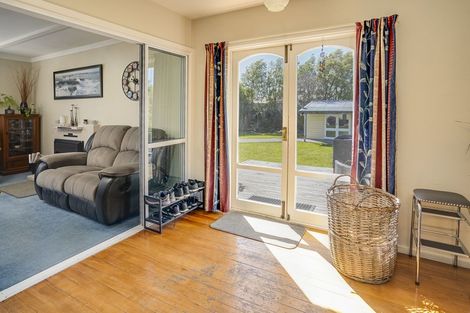 Photo of property in 12 Morris Road, Amberley, 7410