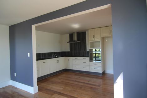 Photo of property in 40 Timaru Road, Waimate, 7924