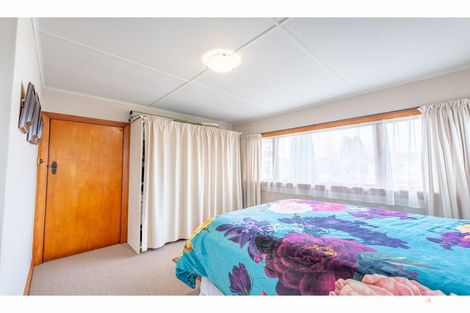 Photo of property in 8 Moorhouse Street, Waimate, 7924