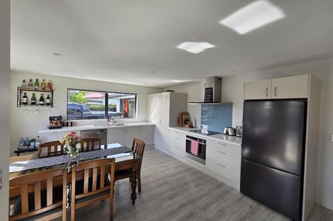 Photo of property in 411a Bower Avenue, Parklands, Christchurch, 8083