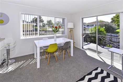Photo of property in 9a Honey Place, Weymouth, Auckland, 2103