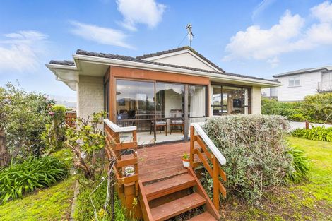 Photo of property in 57a Golf Road, Paraparaumu Beach, Paraparaumu, 5032