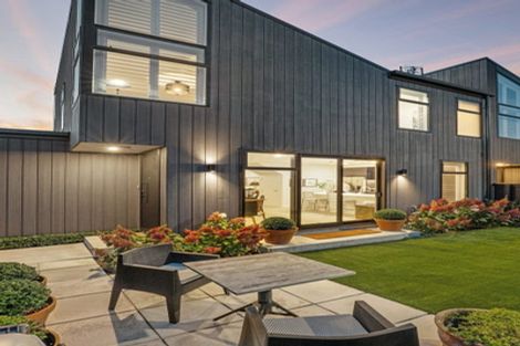 Photo of property in 2 Bretts Road, St Albans, Christchurch, 8052
