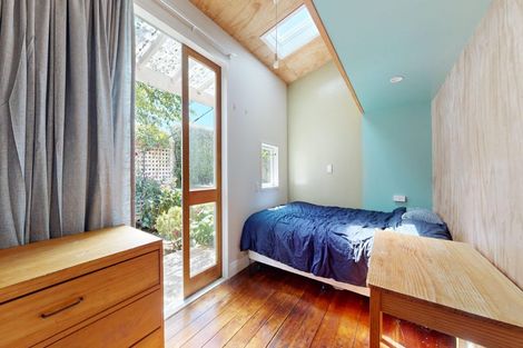 Photo of property in 118 Elizabeth Street, Mount Victoria, Wellington, 6011