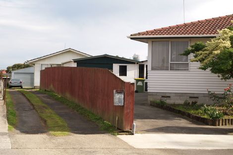 Photo of property in 17 Ben Lora Place, Mangere East, Auckland, 2024