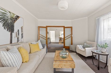 Photo of property in 153 Milton Road, Bluff Hill, Napier, 4110