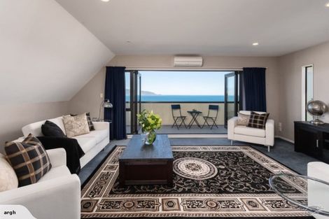 Photo of property in 62b Frobisher Street, Island Bay, Wellington, 6023