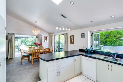 Photo of property in 90 Simla Avenue, Havelock North, 4130