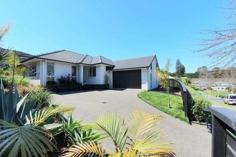 Photo of property in 55 Inverness Drive, Pyes Pa, Tauranga, 3112