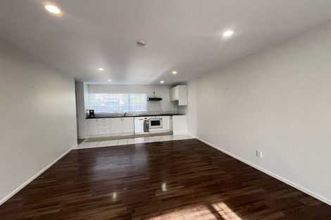 Photo of property in 2/1 Briar Way, New Lynn, Auckland, 0600