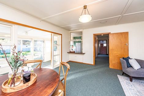 Photo of property in 10 Eaton Crescent, Otamatea, Whanganui, 4500