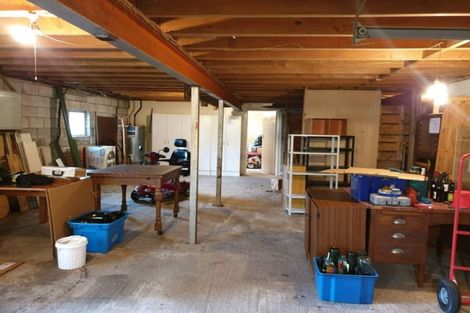 Photo of property in 277 High Street, Eltham, 4322