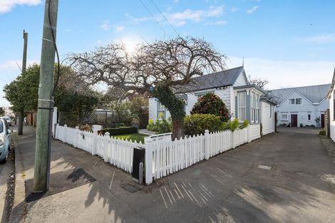 Photo of property in 147a Holly Road, St Albans, Christchurch, 8014