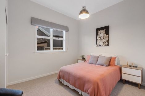 Photo of property in 2 Poulton Avenue, Richmond, Christchurch, 8013