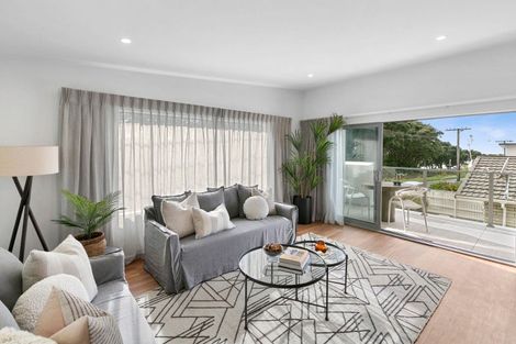 Photo of property in 15 Bulkeley Terrace, New Plymouth, 4310