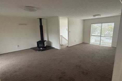 Photo of property in 19 Crosby Road, West Harbour, Auckland, 0618