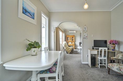 Photo of property in 905 Jervois Place, Mayfair, Hastings, 4122