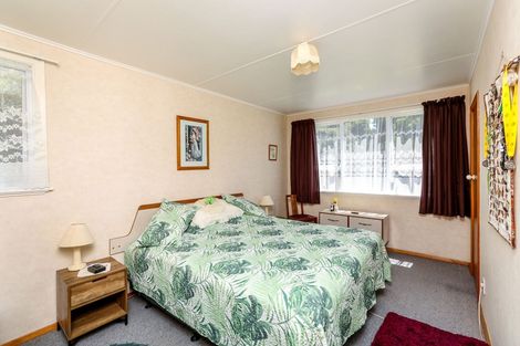Photo of property in 30 Seaview Road, Marfell, New Plymouth, 4310