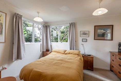 Photo of property in 12 Ara Kuaka, Waikanae Beach, Waikanae, 5036