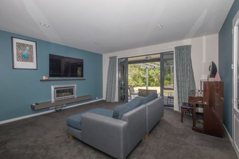 Photo of property in 259 Beacon Point Road, Wanaka, 9305